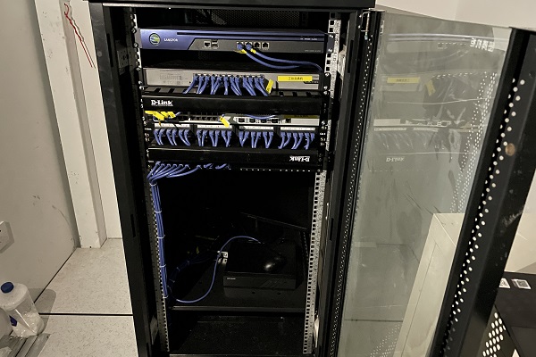 霍萊沃北京分公司?？低暠O(jiān)控和人臉指紋門禁安裝工程